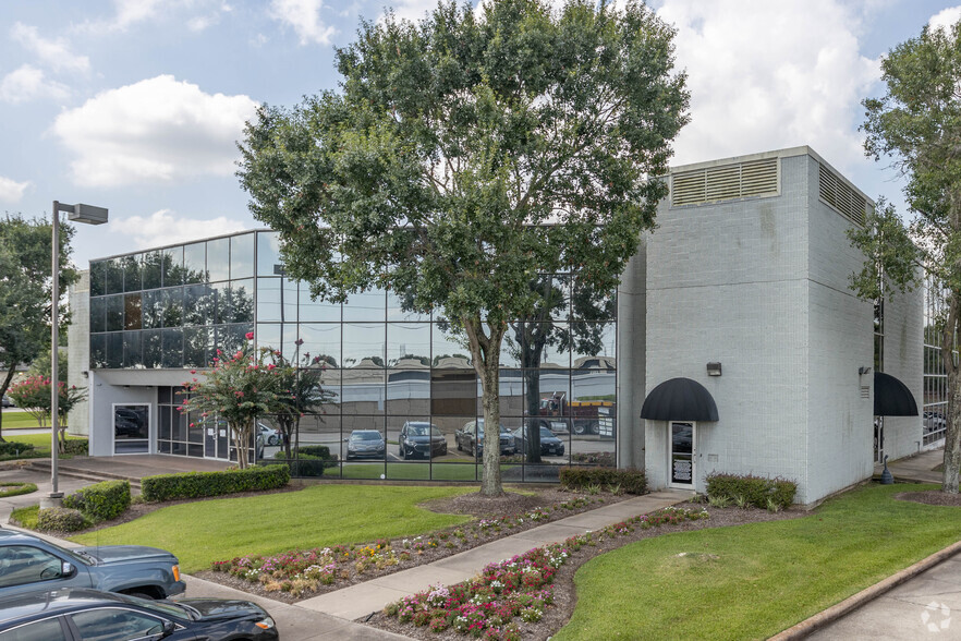 14200 Gulf Fwy, Houston, TX à louer - Photo de l’immeuble – Image 2 sur 6