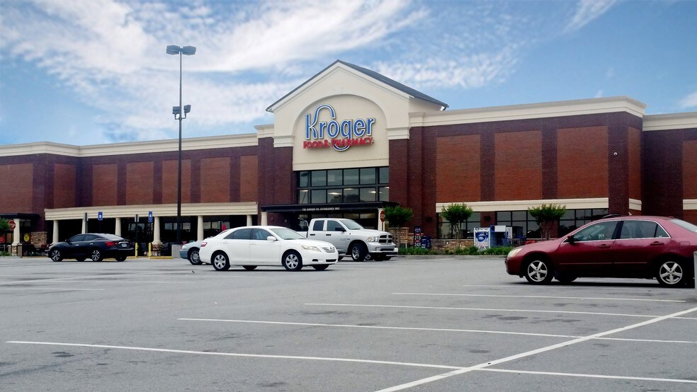 156 Tom Hill SR Blvd, Macon-Bibb, GA à louer - Photo de l’immeuble – Image 2 sur 5