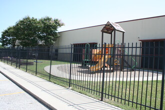 4700 Broadway St, Galveston, TX à louer Photo de l’immeuble– Image 1 sur 13