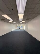 970 Broadway, Chula Vista, CA à louer Photo intérieure– Image 1 sur 3