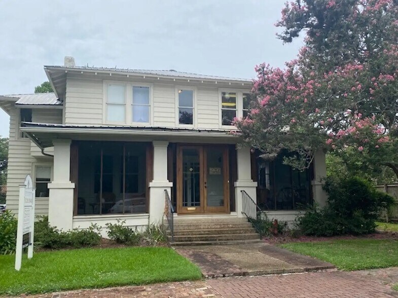 758 St Charles St, Baton Rouge, LA à louer - Photo principale – Image 1 sur 33