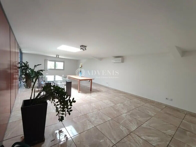 Bureau dans Montpellier à vendre - Photo de l’immeuble – Image 2 sur 9