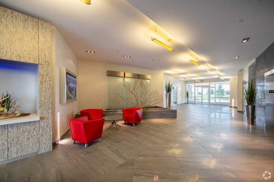 2955 Rue Jules-Brillant, Laval, QC à vendre - Hall d’entrée – Image 2 sur 17