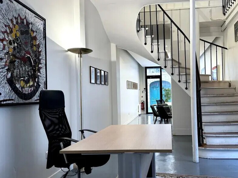 Bureau dans Paris à louer - Photo de l’immeuble – Image 3 sur 7