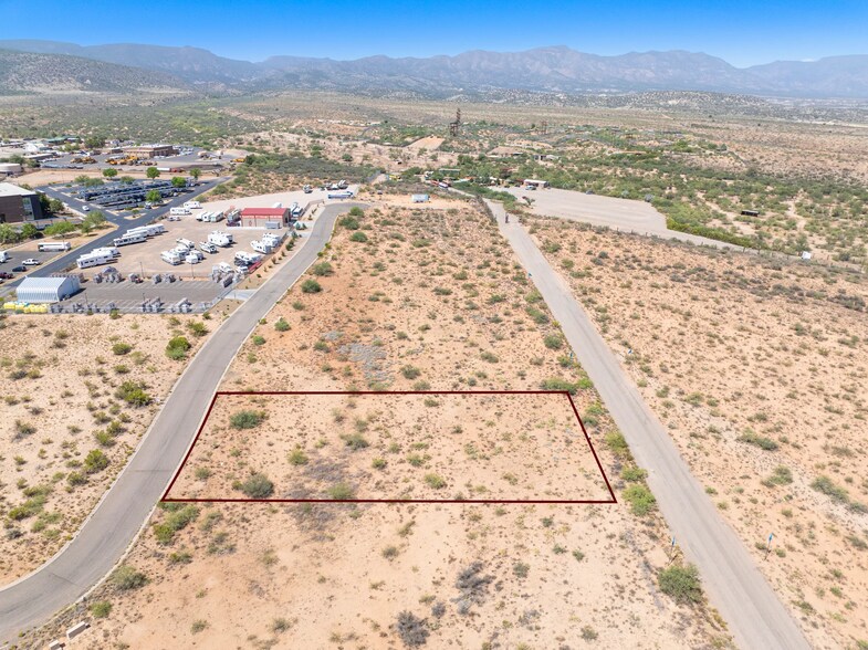 3668 W Summit Pointe Ct, Camp Verde, AZ à vendre - Photo de l’immeuble – Image 2 sur 4