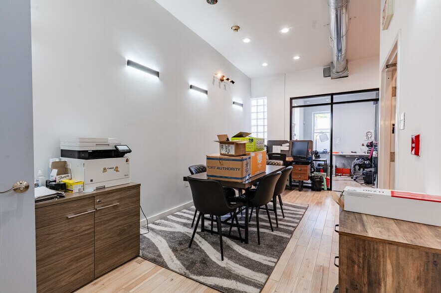 319 Bainbridge St, Philadelphia, PA à louer - Photo intérieure – Image 3 sur 21
