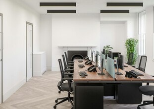 118 New Bond St, Londres à louer Photo intérieure– Image 1 sur 4