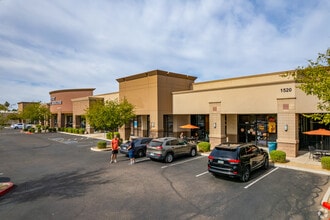 1520 W Guadalupe Rd, Gilbert, AZ à louer Photo de l’immeuble– Image 1 sur 3