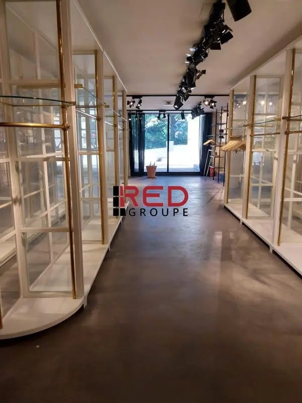 Plus de détails pour Bureau à vendre