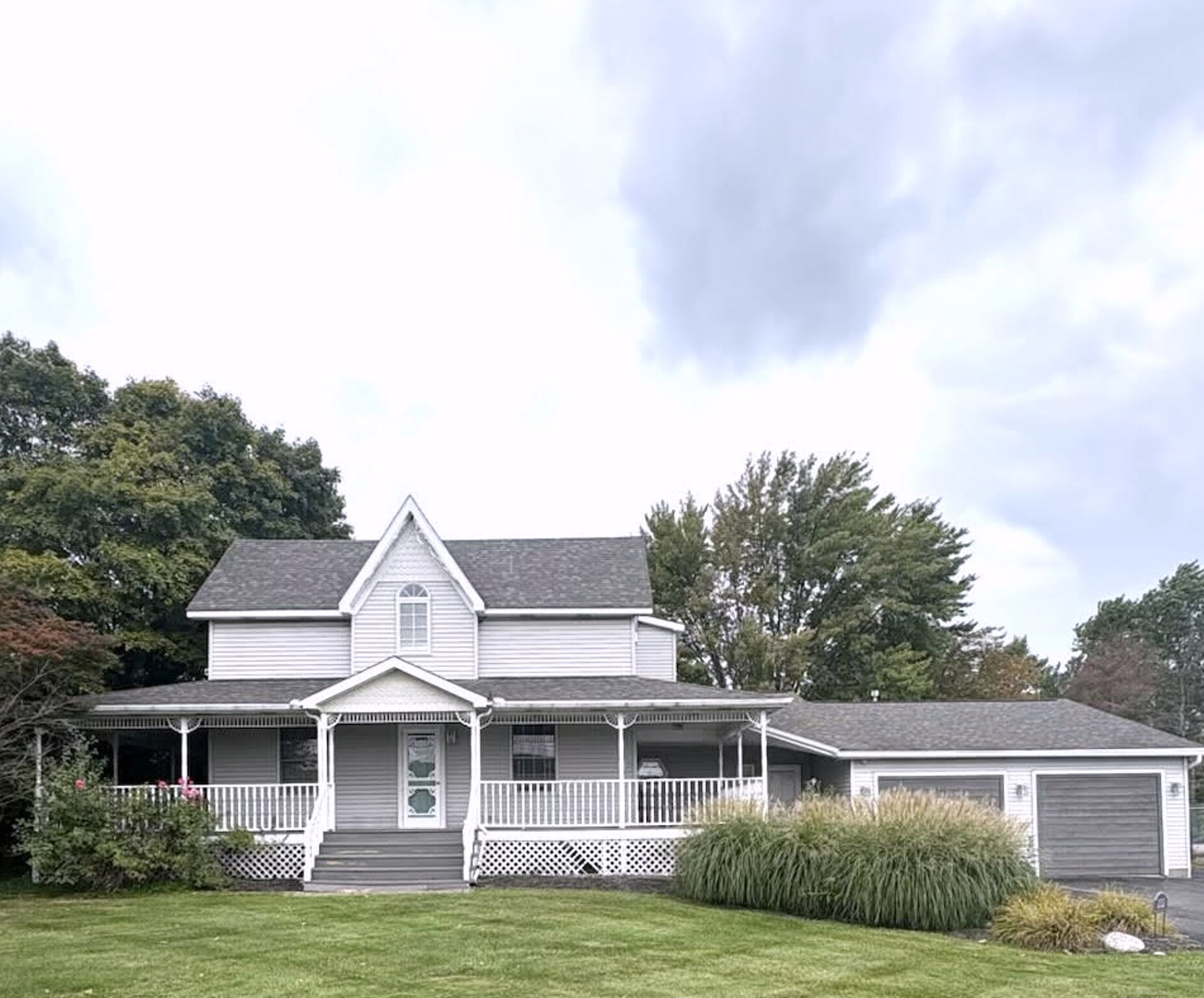 2052 S Dye Rd, Flint, MI à vendre Photo principale– Image 1 sur 2