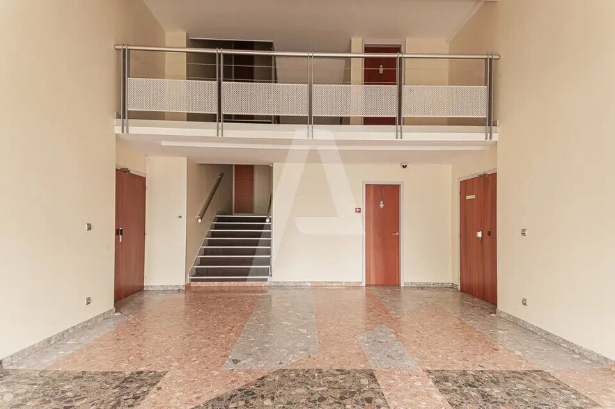 Bureau dans Villebon-sur-Yvette à louer - Photo intérieure – Image 1 sur 5