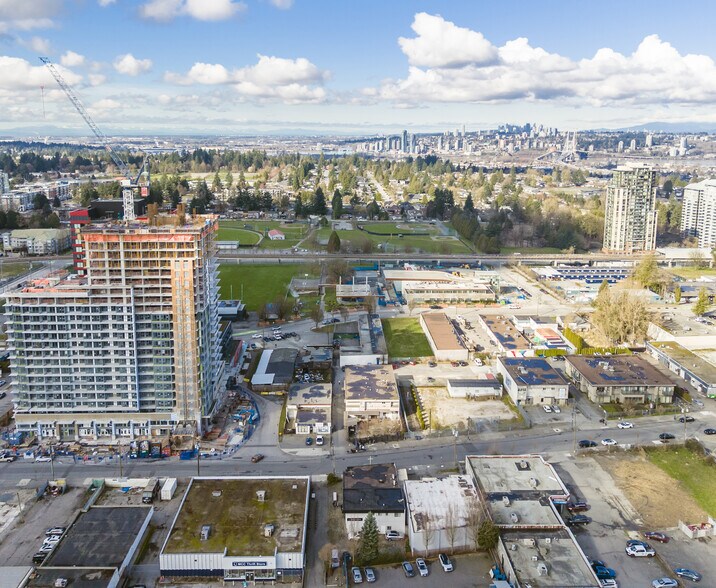 10657 135A St, Surrey, BC à vendre - Photo de la construction – Image 2 sur 2