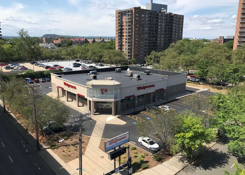82-88 York St, New Haven, CT à vendre - Photo de l’immeuble – Image 3 sur 3
