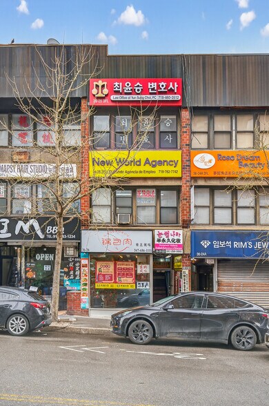 3626A Union St, Flushing, NY à vendre - Photo de l’immeuble – Image 2 sur 2