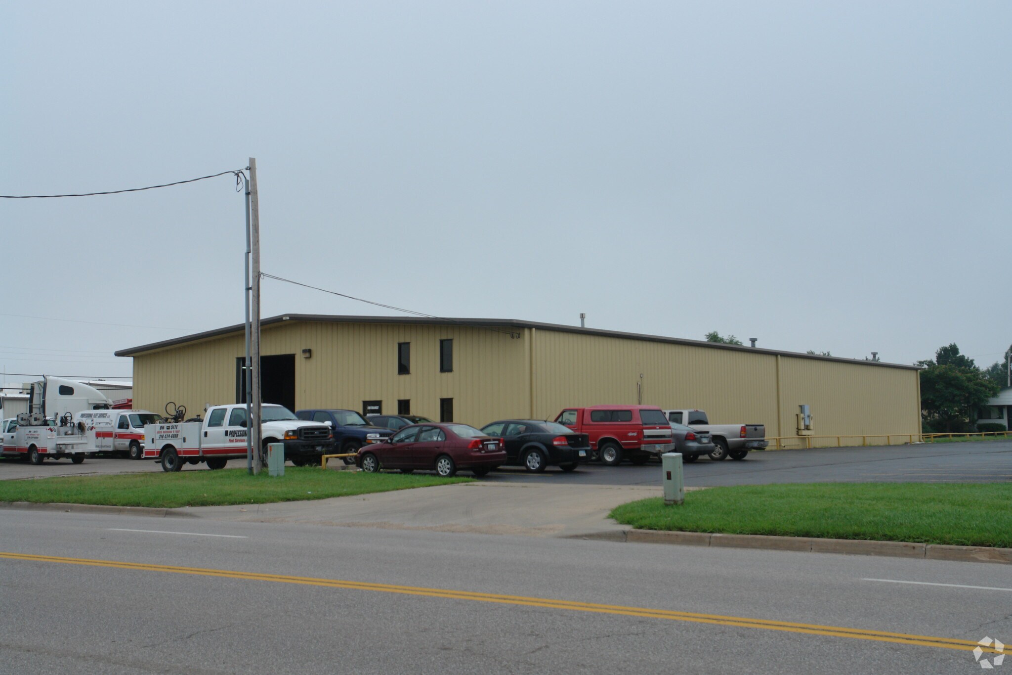 2909 W Pawnee St, Wichita, KS à vendre Photo de l’immeuble– Image 1 sur 17