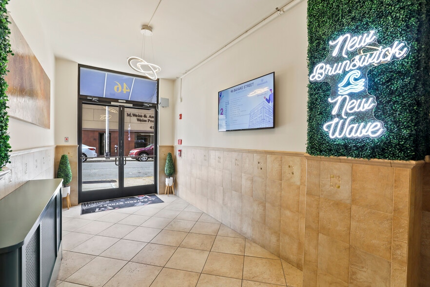 46 Bayard St, New Brunswick, NJ à louer - Photo de l’immeuble – Image 3 sur 6