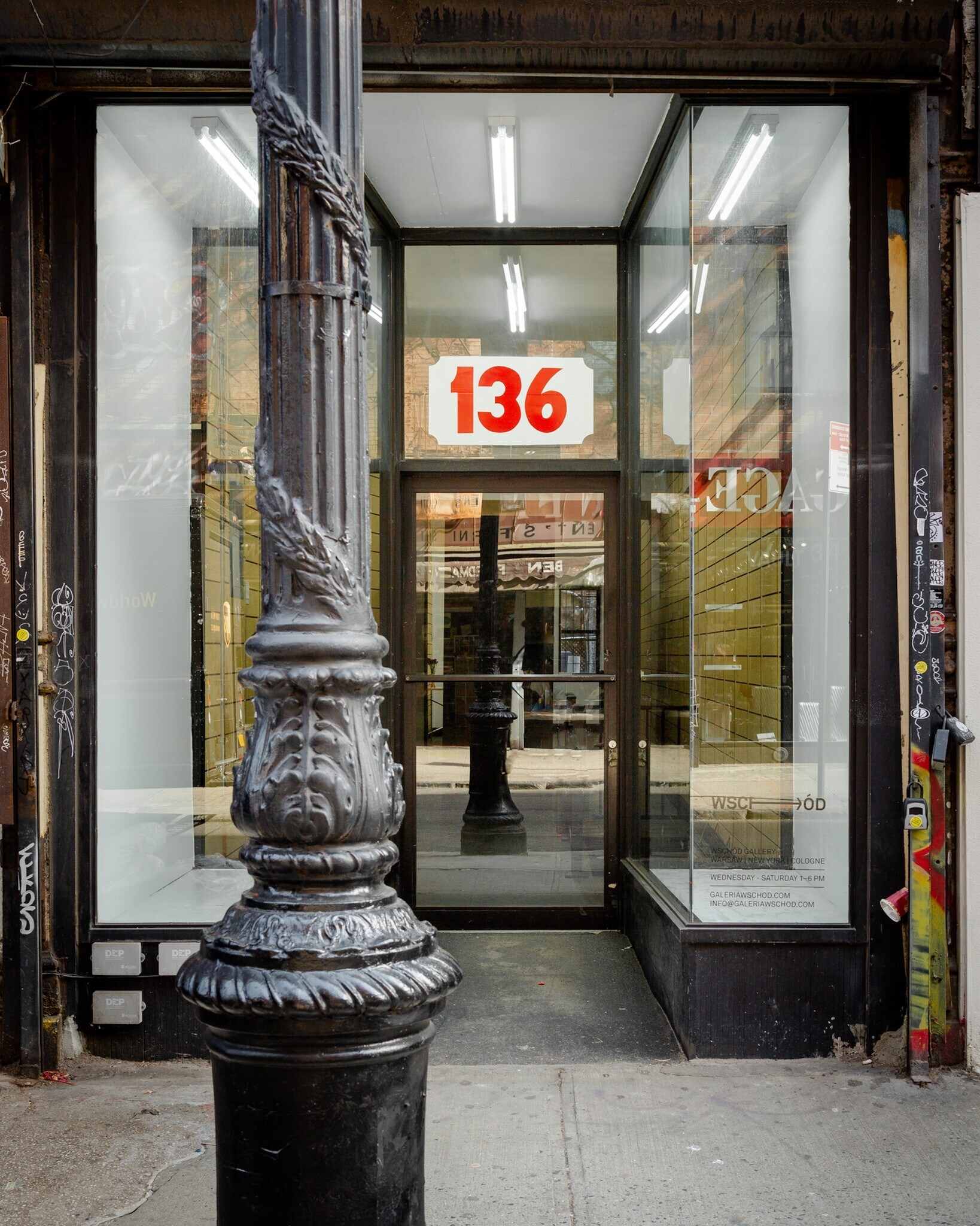 136 Orchard St, New York, NY à louer Photo de l’immeuble– Image 1 sur 3