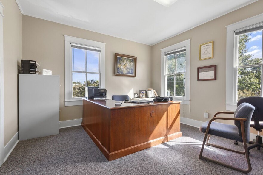 533 Europe St, Baton Rouge, LA à vendre - Photo intérieure – Image 3 sur 15