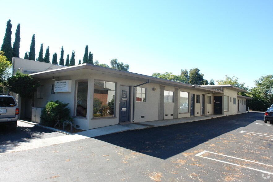2103 Lincoln Ave, San Jose, CA à louer - Photo principale – Image 1 sur 9
