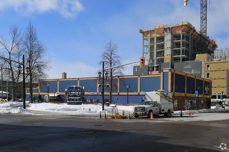417 King St W, Kitchener, ON à louer - Photo de l’immeuble – Image 2 sur 3