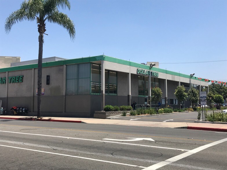 631 S Main St, Santa Ana, CA à louer - Photo de l’immeuble – Image 1 sur 5