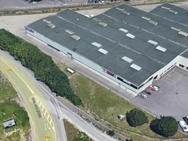 Plus de détails pour Industriel/Logistique à louer