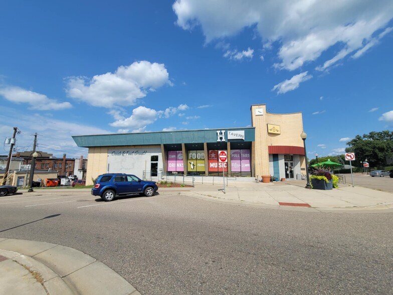 111 E 3rd St, Hastings, MN à vendre - Photo de l’immeuble – Image 3 sur 13