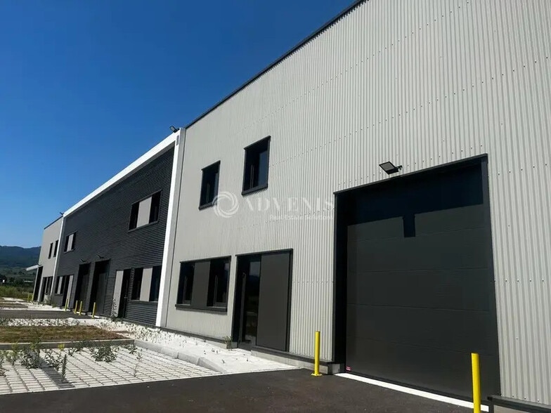 Local d'activités dans Bergheim à vendre - Photo de l’immeuble – Image 2 sur 10