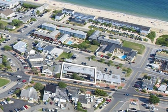 716 Montauk Hwy, Montauk, NY à vendre Photo de l’immeuble– Image 2 sur 4