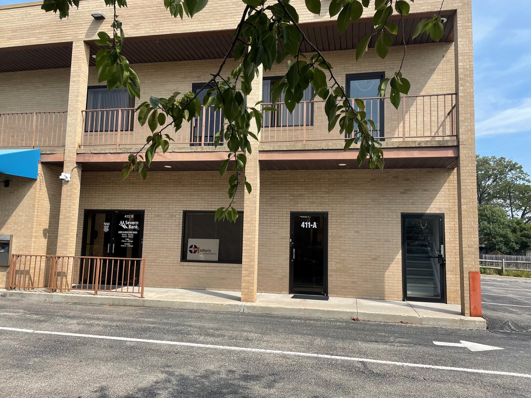 411-413 Crain Hwy S, Glen Burnie, MD à louer Photo principale– Image 1 sur 8