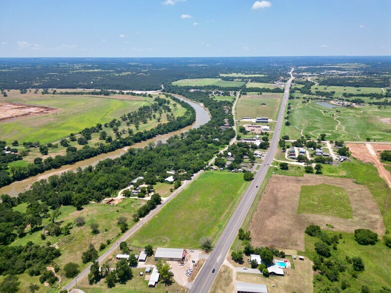 3224 County Road 333, Glen Rose, TX à vendre - Photo de l’immeuble – Image 2 sur 4