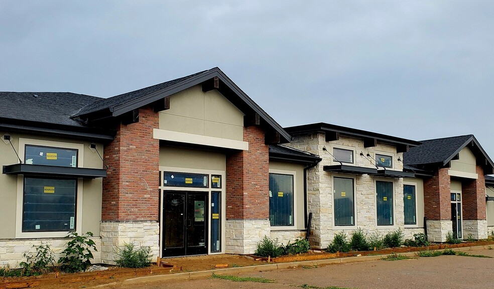 271 S Elm Ave, Eaton, CO à louer - Photo de l’immeuble – Image 2 sur 5