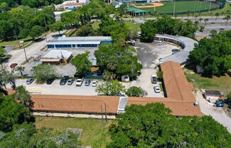 Plus de détails pour 647 S Woodland Blvd, Deland, FL - Logement à vendre