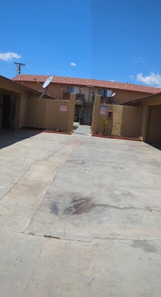 13405 Ocotillo Rd, Desert Hot Springs, CA à vendre - Photo de l’immeuble – Image 2 sur 6