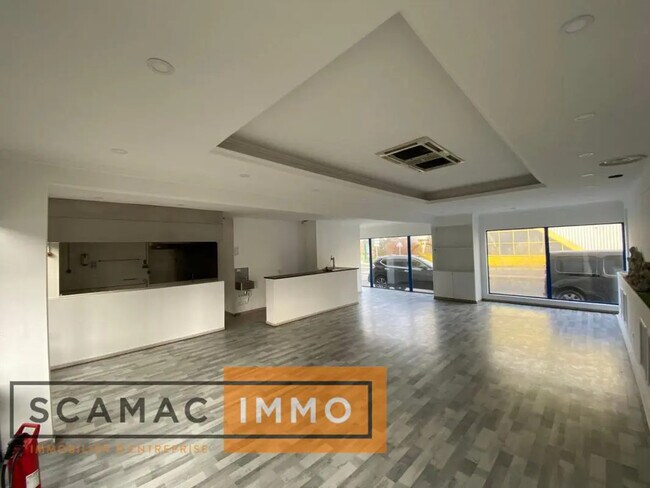 Plus de détails pour 32 Avenue De L'Oceanie, Villejust - Local commercial à louer