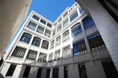 Bureau dans Levallois-Perret à louer - Photo de l’immeuble – Image 2 sur 7