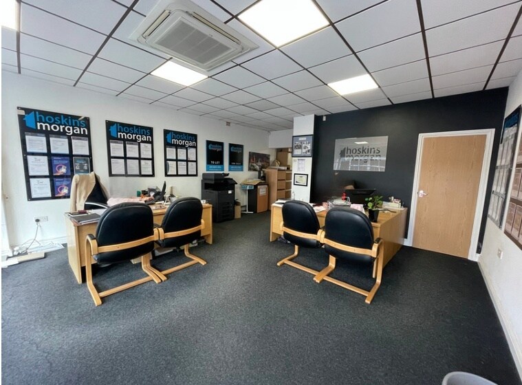 498-502 Cowbridge Rd, Cardiff à vendre - Photo de l’immeuble – Image 2 sur 5