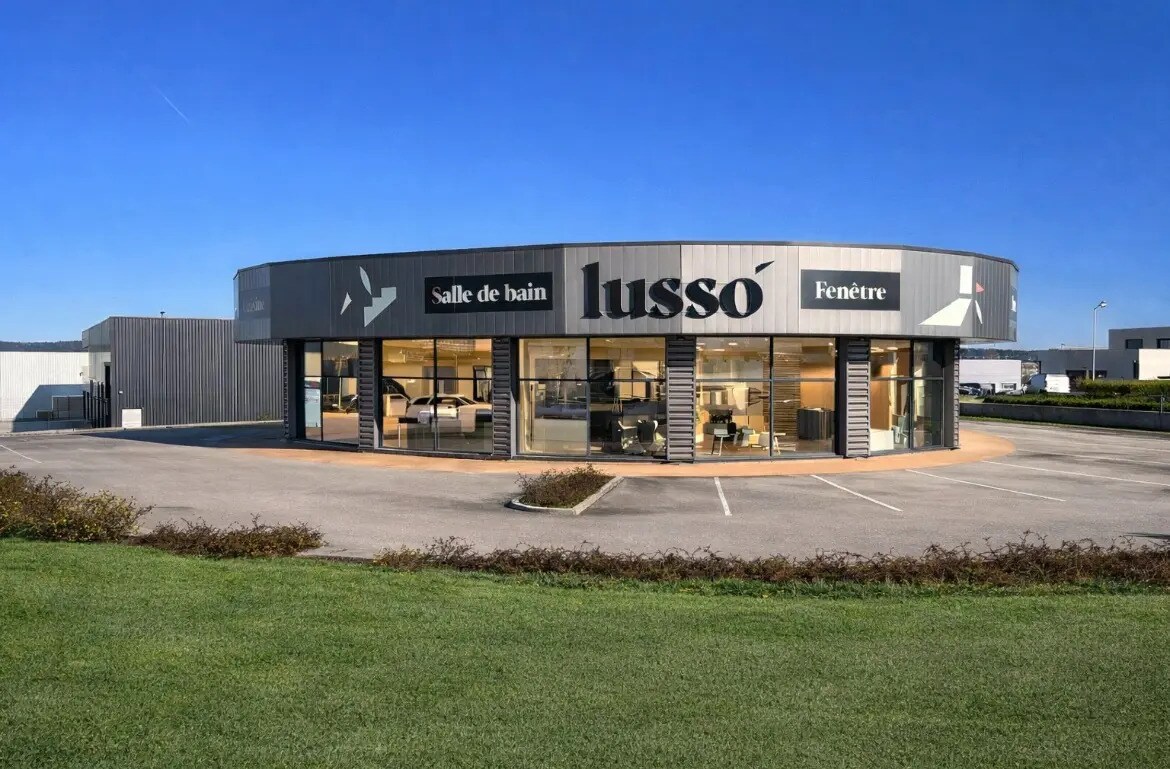 Local commercial dans Pontarlier à vendre Photo de l’immeuble– Image 1 sur 4