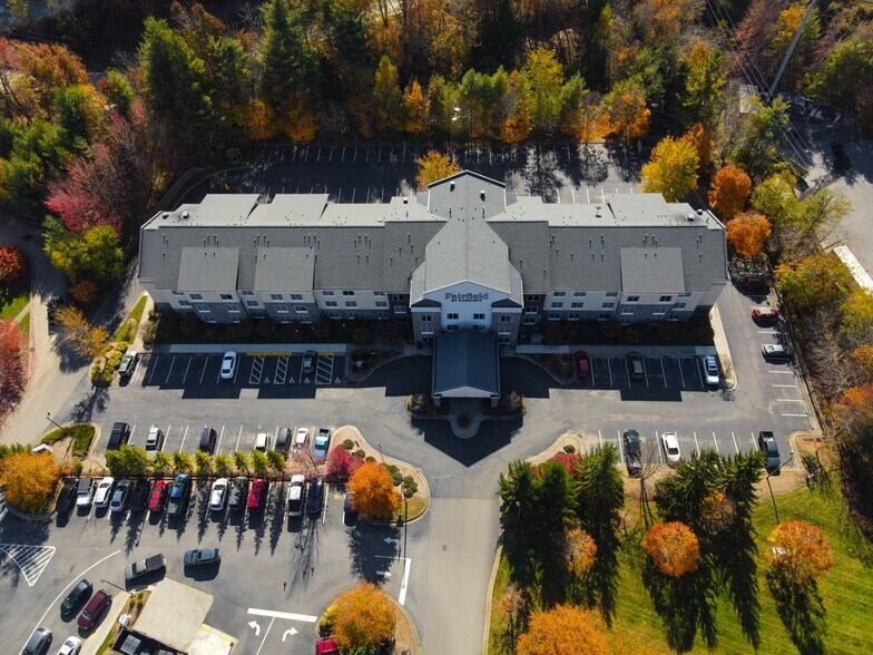 REDUCED: Three (3) Ltd-Service NC Hotels portefeuille de 3 biens à vendre sur LoopNet.fr - Photo de l’immeuble – Image 2 sur 43