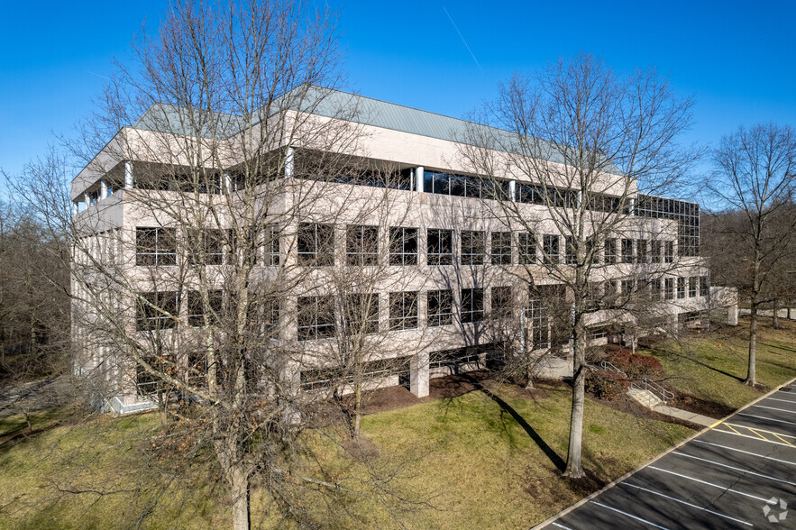 477 Martinsville Rd, Basking Ridge, NJ à louer - Photo de l’immeuble – Image 3 sur 6