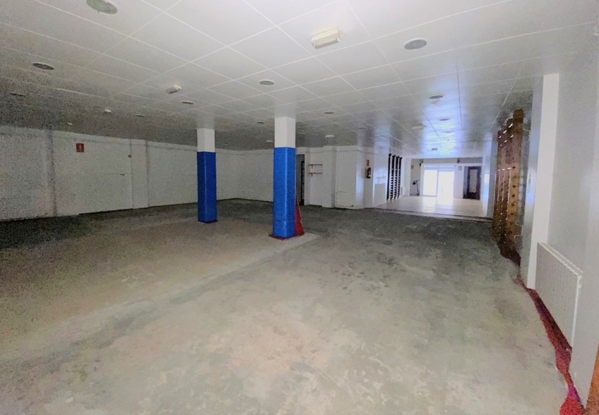 Immeuble residentiel dans L'Hospitalet de Llobregat, Barcelona à vendre - Photo intérieure – Image 3 sur 3