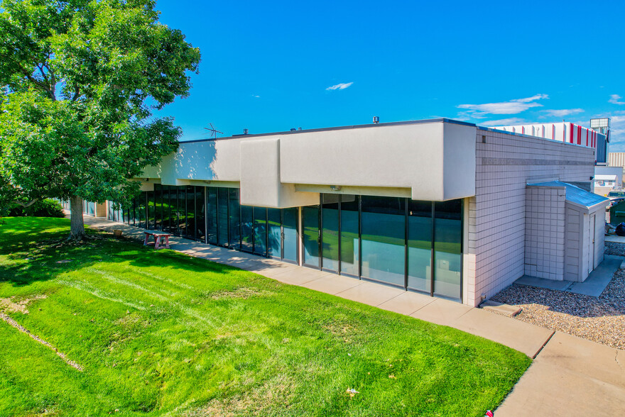 11801-11841 E 33rd Ave, Aurora, CO à louer - Photo de l’immeuble – Image 3 sur 3