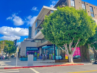 Plus de détails pour 4900 Hollywood Blvd, Los Angeles, CA - Local commercial à louer