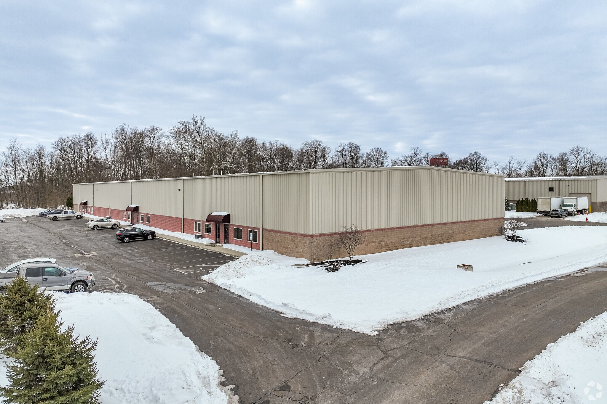 25-29 Greenscapes Ct, Johnstown, OH à louer Photo principale– Image 1 sur 7