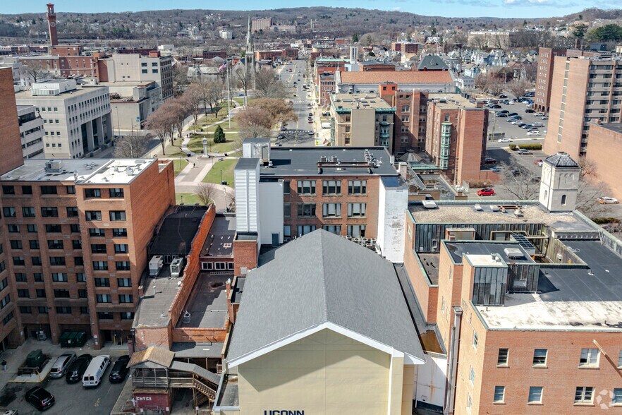 34-58 N Main St, Waterbury, CT à vendre - Photo de l’immeuble – Image 3 sur 9