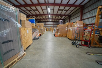 3059-3061 SE Monroe St, Stuart, FL à louer Photo intérieure– Image 2 sur 3