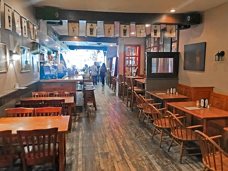 2013 Walnut St, Philadelphia, PA à louer - Photo intérieure – Image 3 sur 4