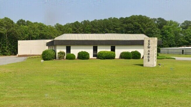 4005 S Memorial Dr, Winterville, NC à vendre - Photo principale – Image 1 sur 21