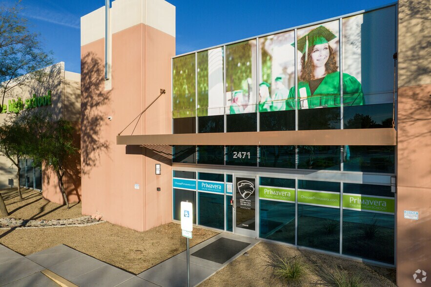 2471 N Arizona Ave, Chandler, AZ à vendre - Photo de l’immeuble – Image 3 sur 5