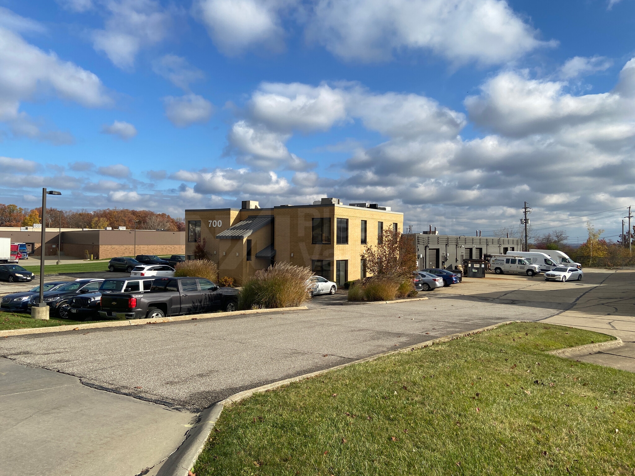 700-790 Ken Mar Industrial Pky, Broadview Heights, OH à louer Photo intérieure– Image 1 sur 3